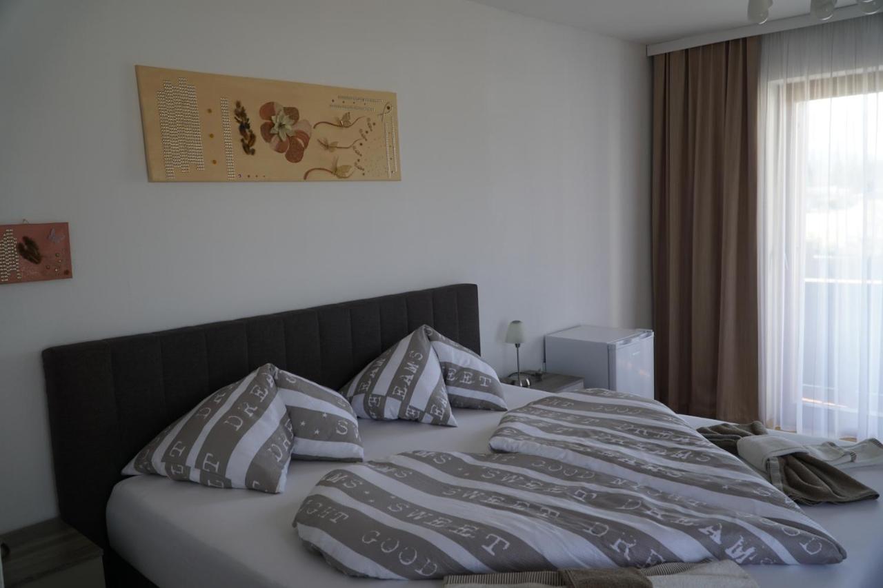 Pension-Ferienwohnung Rotar ฟาคอัมซี ภายนอก รูปภาพ