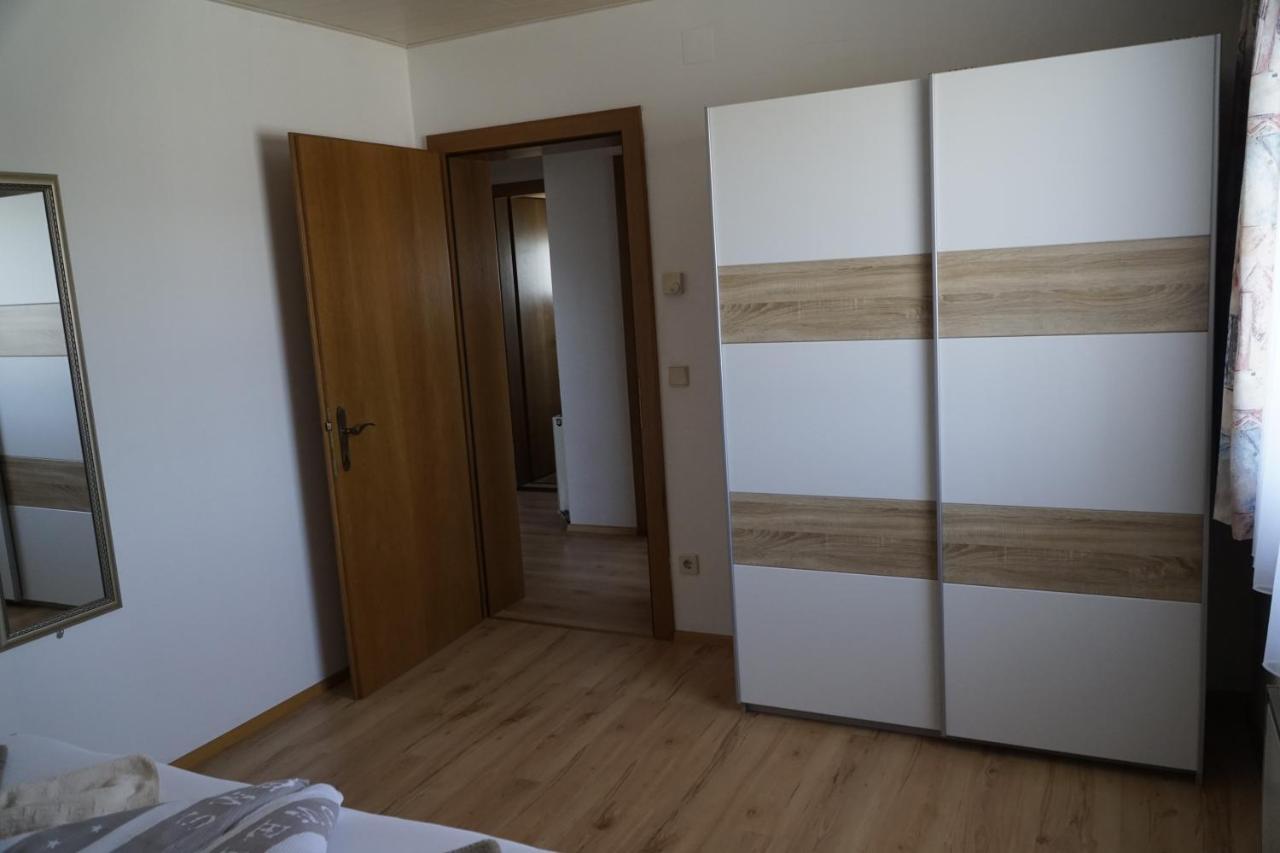 Pension-Ferienwohnung Rotar ฟาคอัมซี ภายนอก รูปภาพ