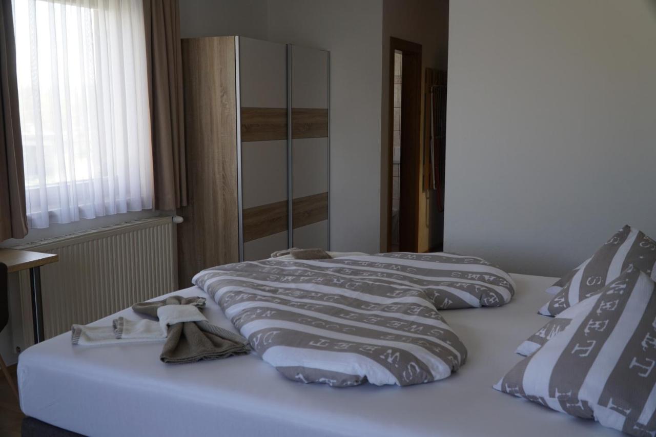 Pension-Ferienwohnung Rotar ฟาคอัมซี ภายนอก รูปภาพ