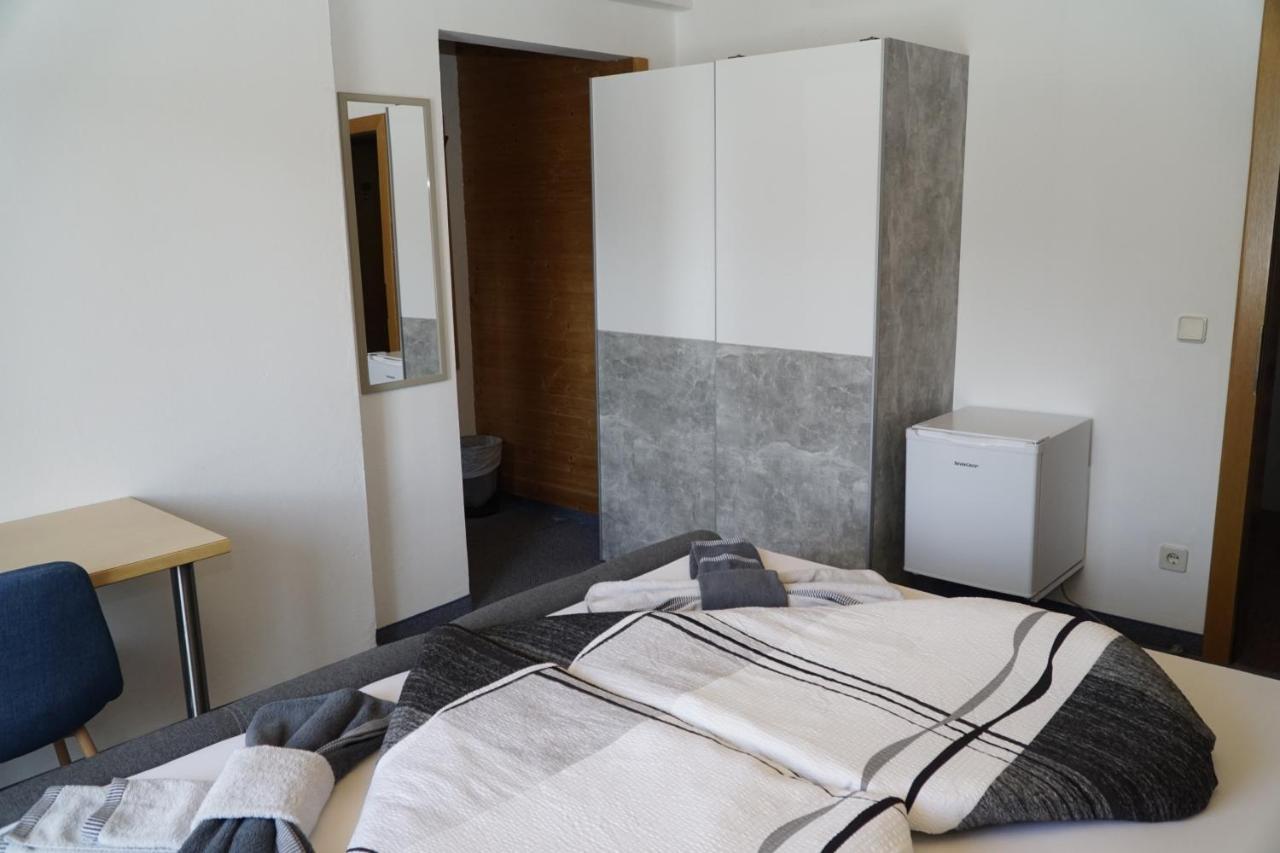 Pension-Ferienwohnung Rotar ฟาคอัมซี ภายนอก รูปภาพ