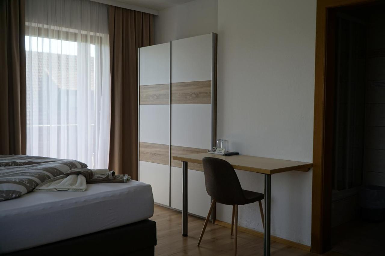 Pension-Ferienwohnung Rotar ฟาคอัมซี ภายนอก รูปภาพ