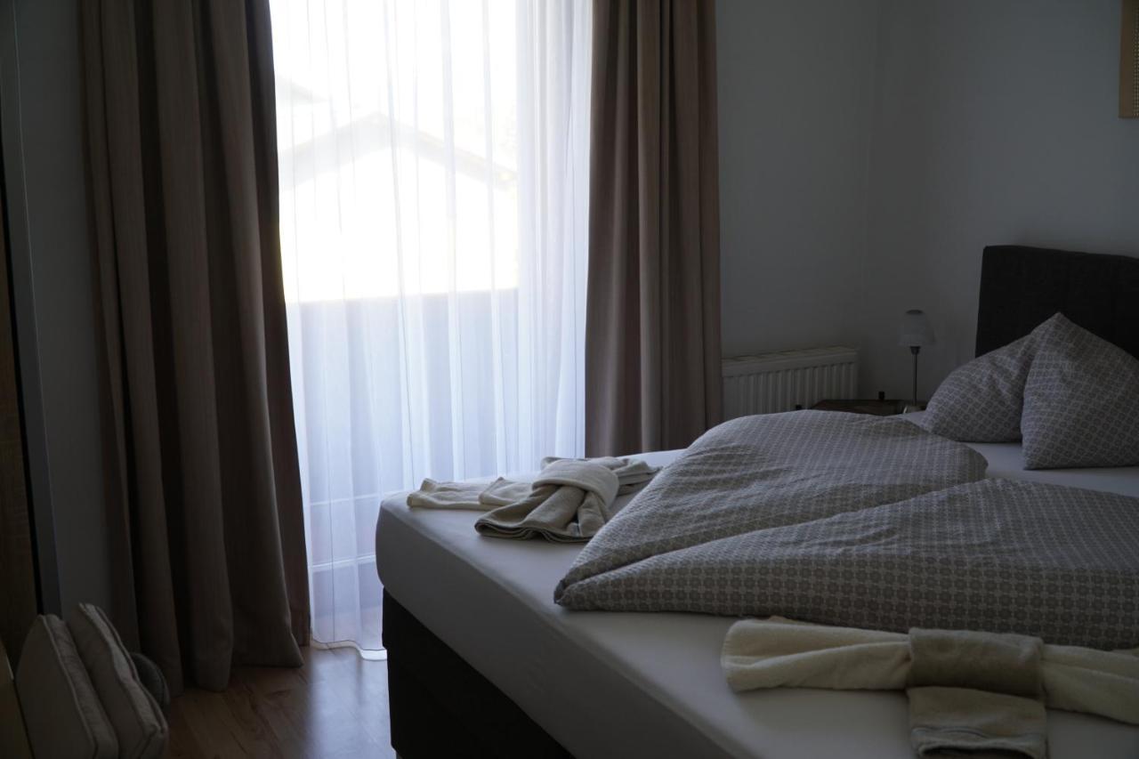 Pension-Ferienwohnung Rotar ฟาคอัมซี ภายนอก รูปภาพ