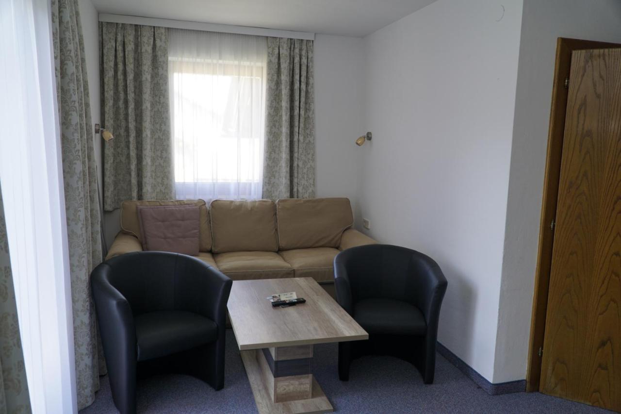 Pension-Ferienwohnung Rotar ฟาคอัมซี ภายนอก รูปภาพ